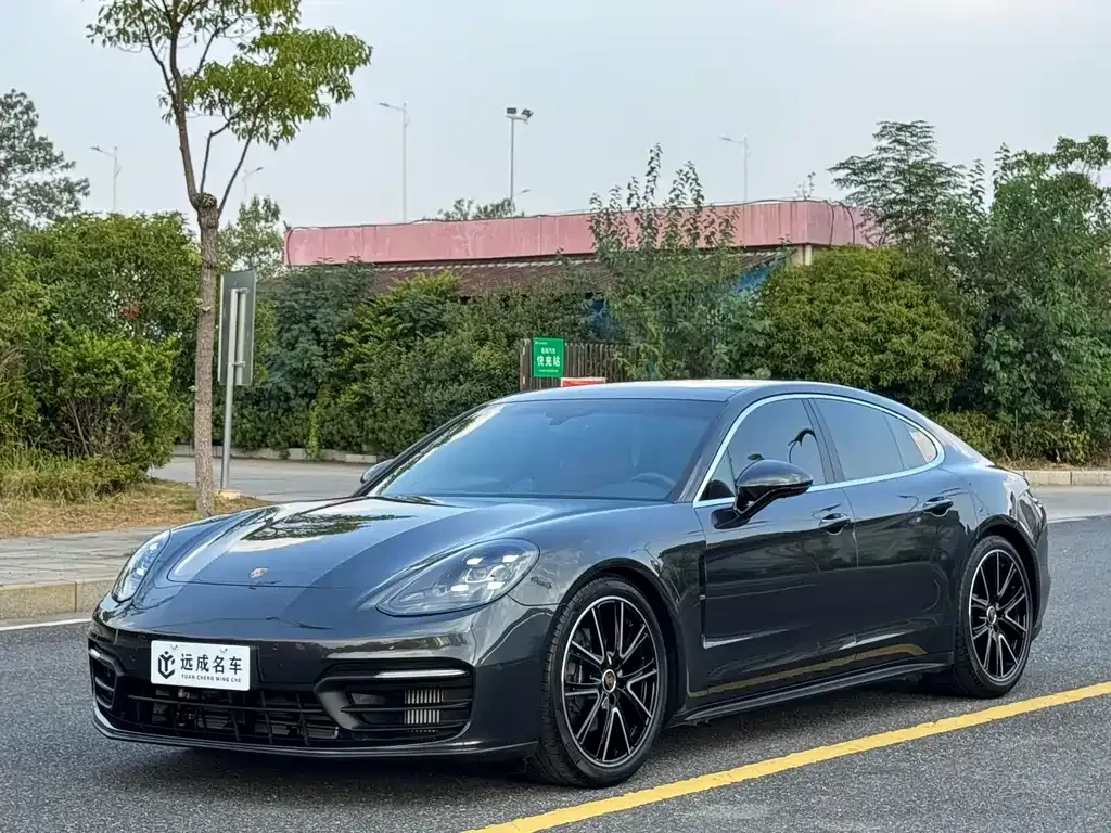 Porsche Panamera 2022 из CN, фото 1