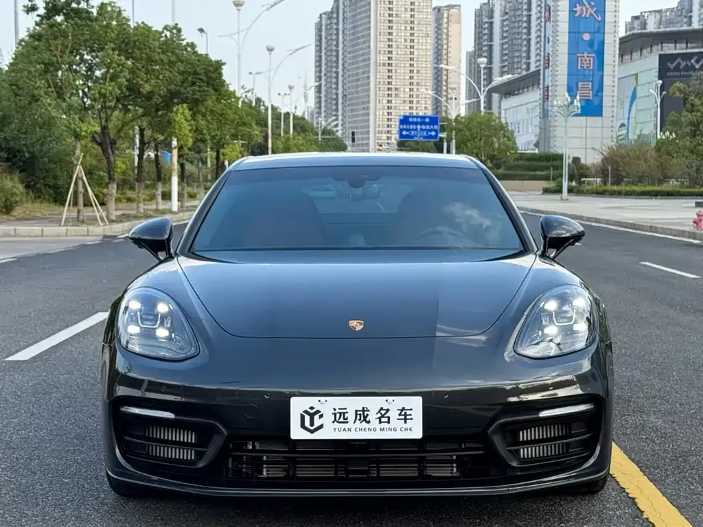 Porsche Panamera 2022 из CN, фото 2