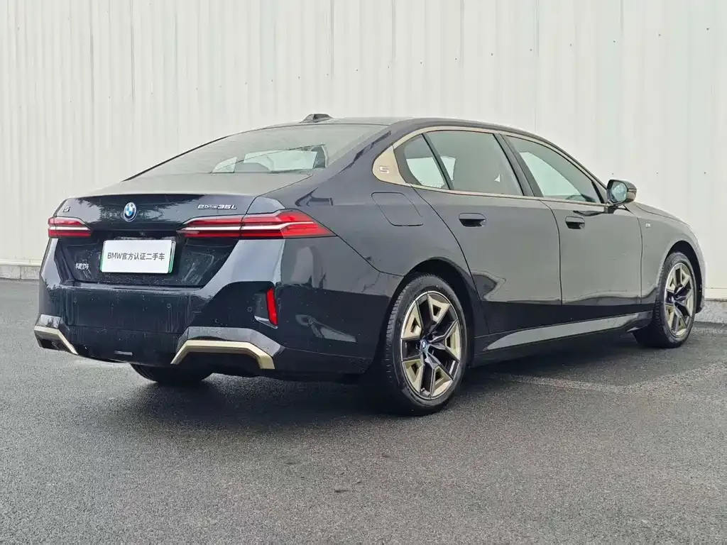 BMW i5 2024 из CN, фото 7