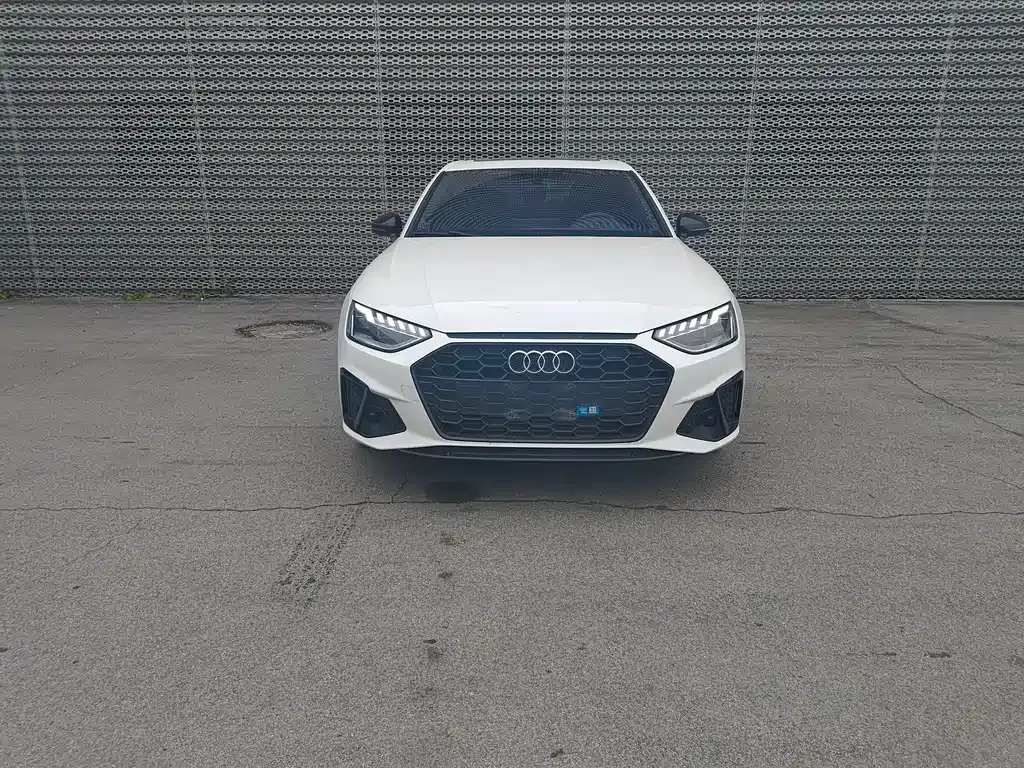 Audi A4L 2024 из CN, фото 2