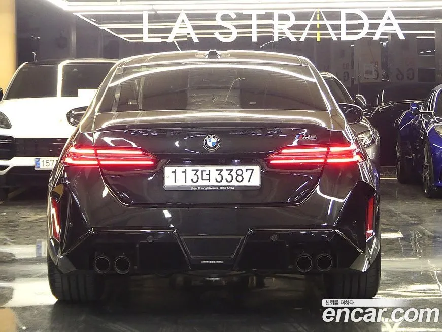 BMW M5 2025 из KR, фото 3