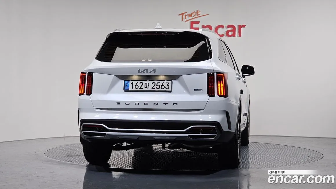 Kia Sorento — фото 4