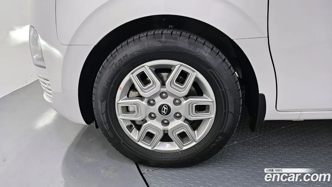 Hyundai Staria 2025 из KR, фото 5