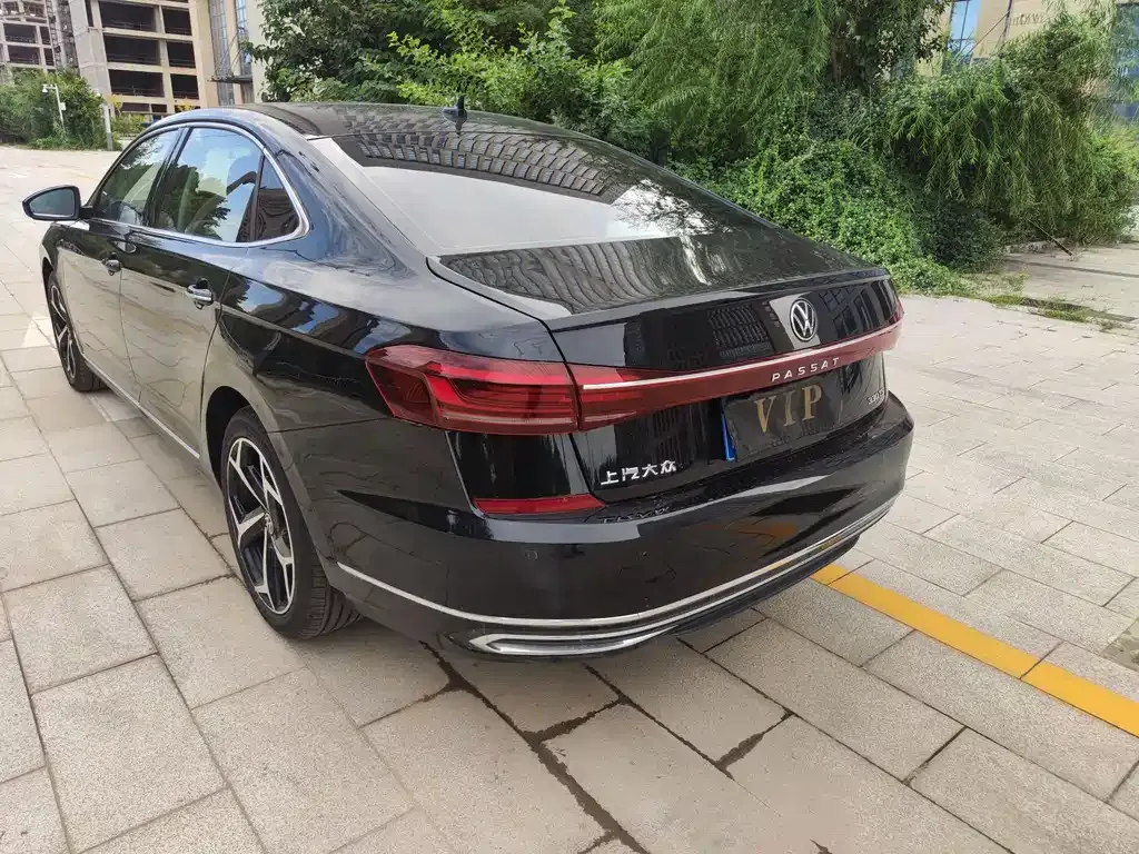 Volkswagen Passat 2023 из CN, фото 5