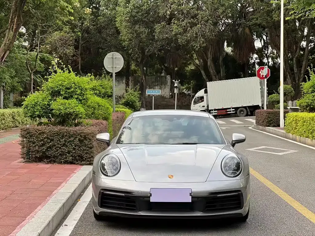 Porsche 911 2023 из CN, фото 2