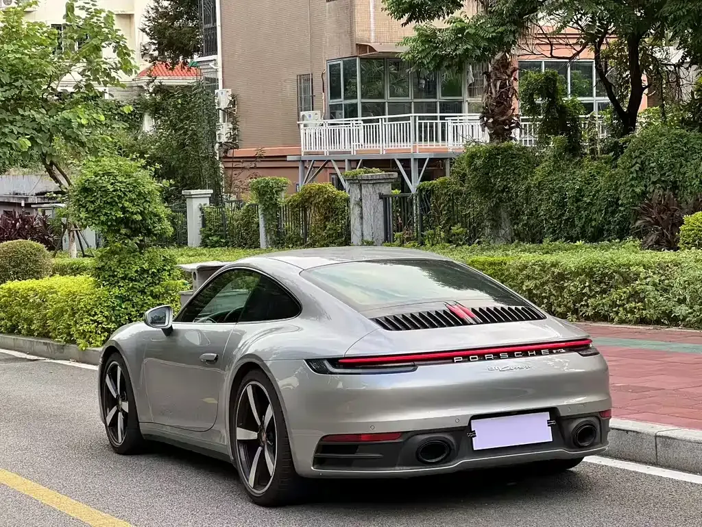 Porsche 911 2023 из CN, фото 9