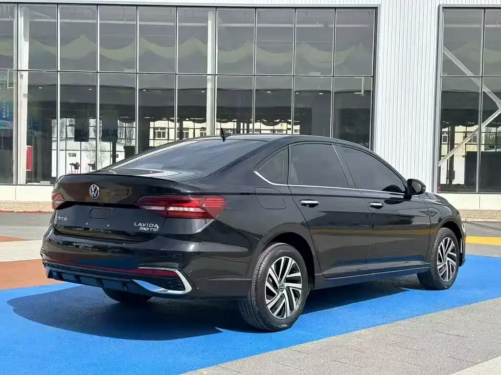 Volkswagen Lavida 2023 из CN, фото 7