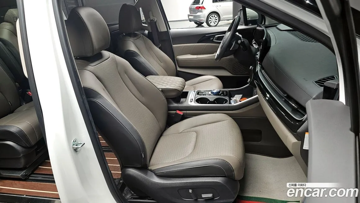Kia Carnival — фото 10