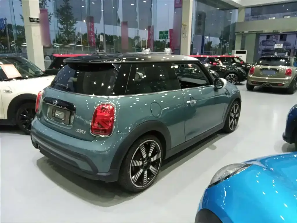 MINI Cooper (3-door) 2023 из CN, фото 5