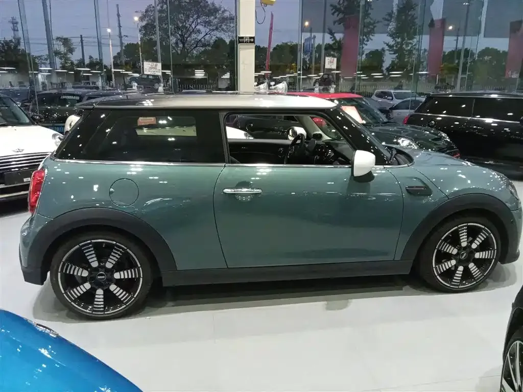 MINI Cooper (3-door) 2023 из CN, фото 7
