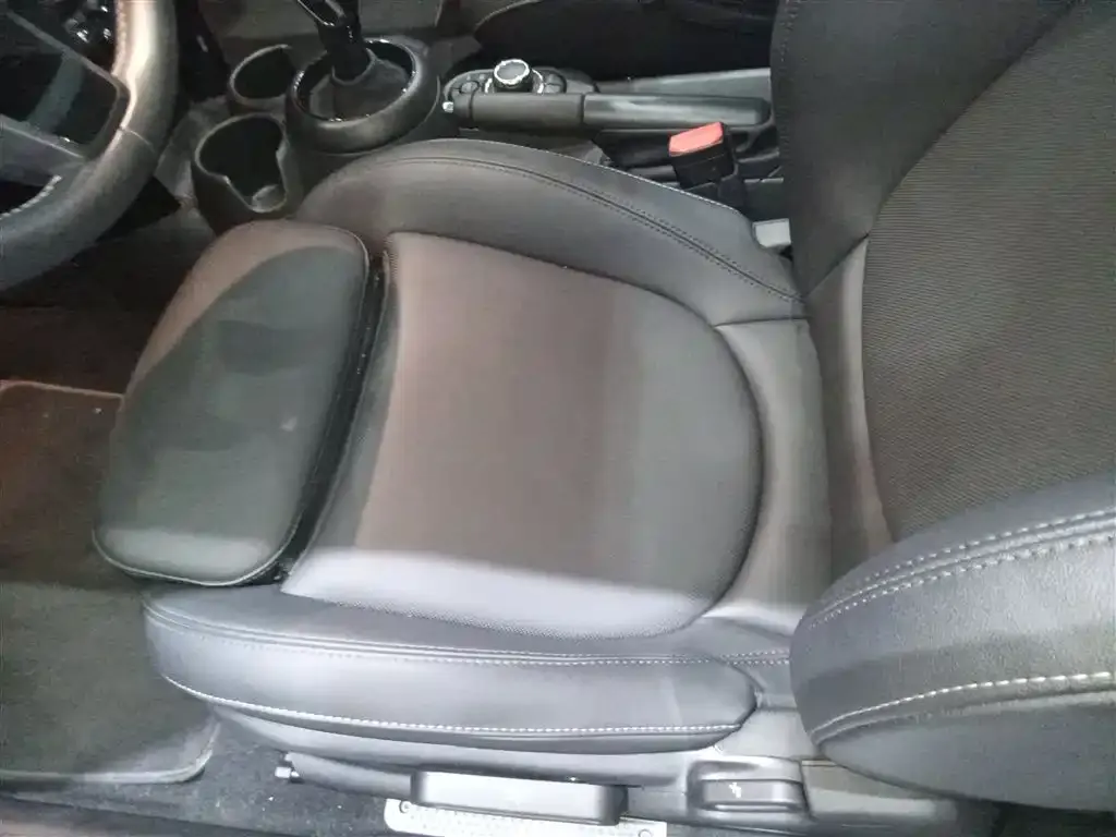 MINI Cooper (3-door) 2023 из CN, фото 8