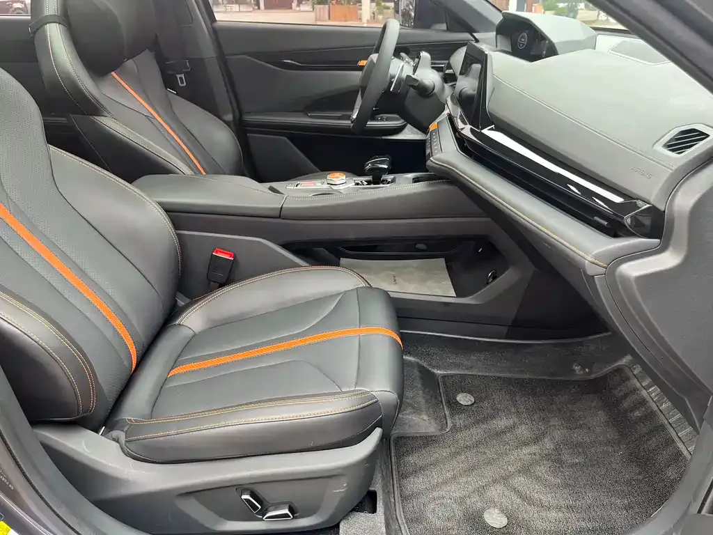 Changan UNI-V 2024 из CN, фото 5
