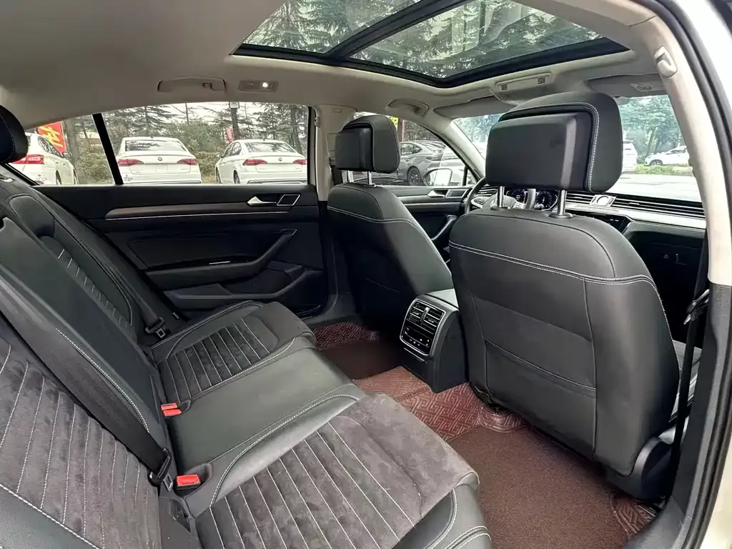 Volkswagen Magotan 2021 из CN, фото 7