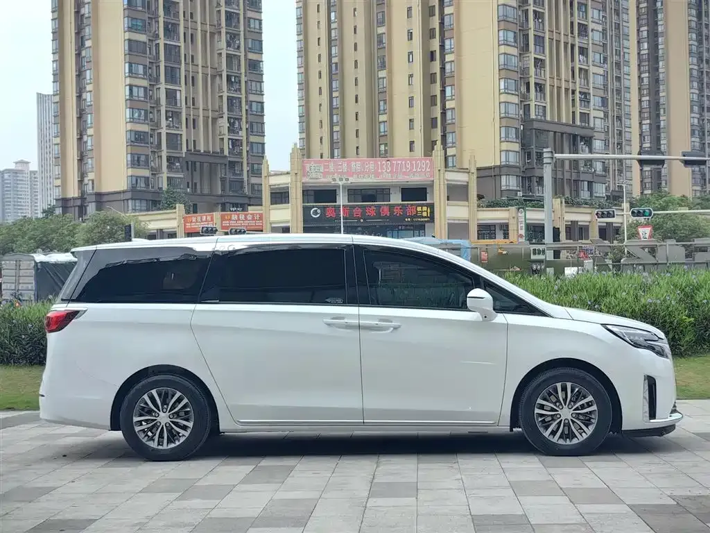 Buick GL8 2022 из CN, фото 10
