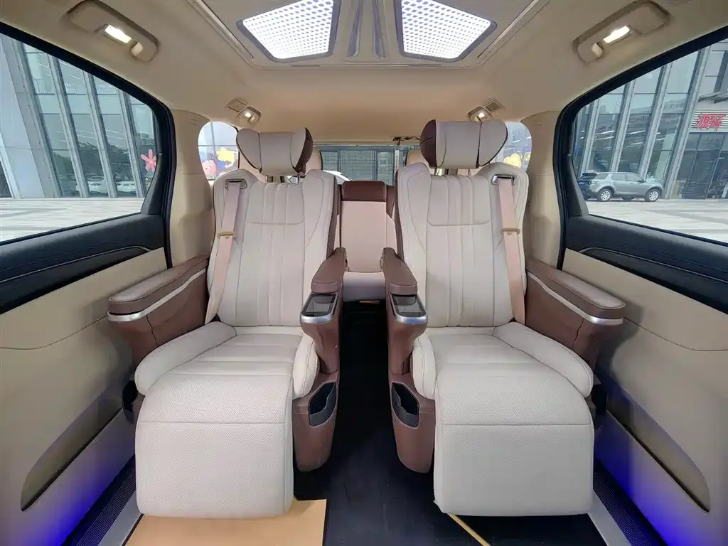 Buick GL8 2022 из CN, фото 4