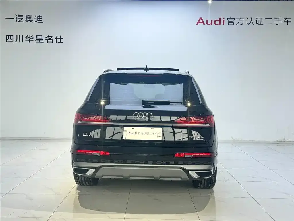 Audi Q7 2023 из CN, фото 5