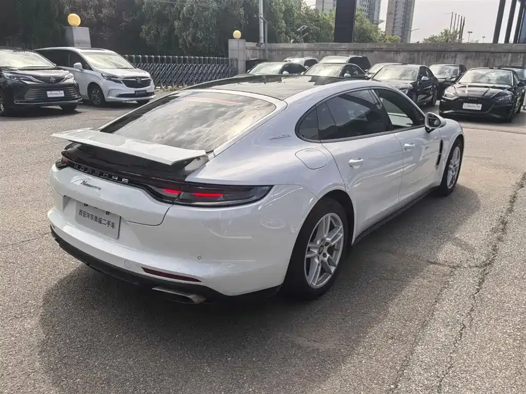 Porsche Panamera 2023 из CN, фото 3