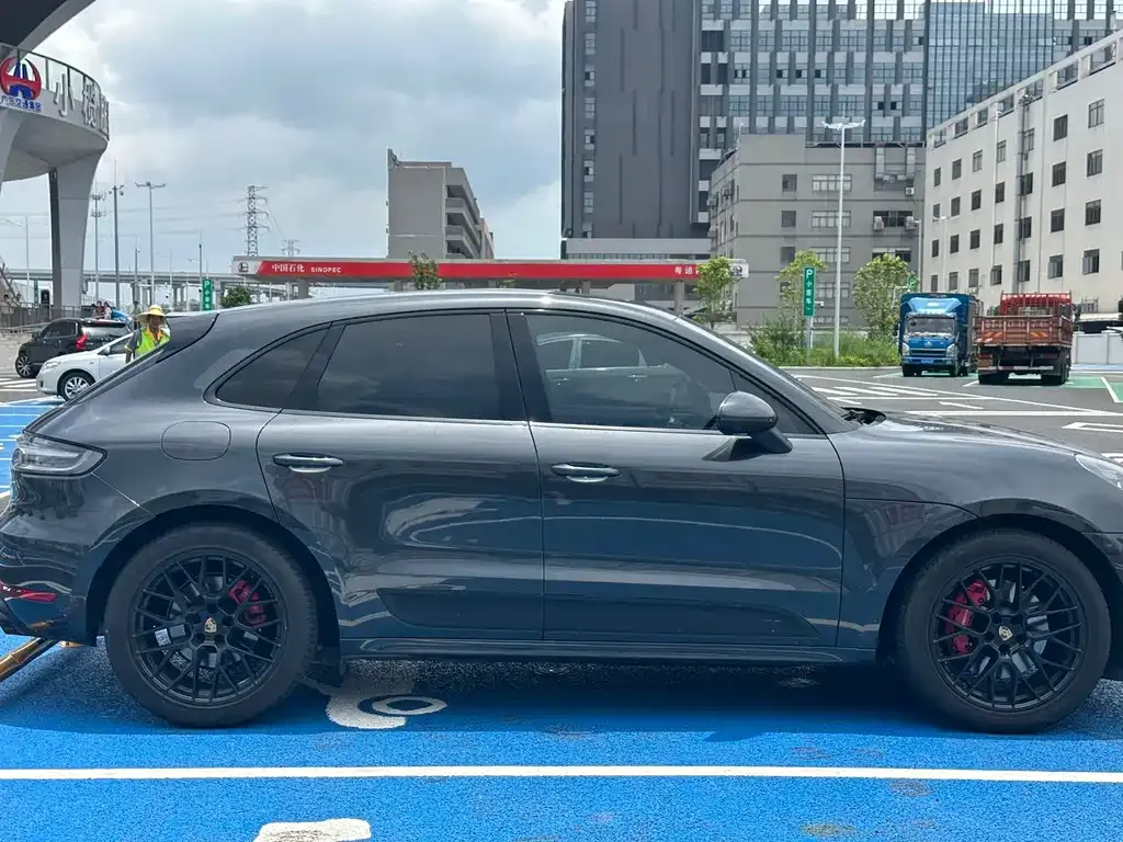 Porsche Macan 2021 из CN, фото 7