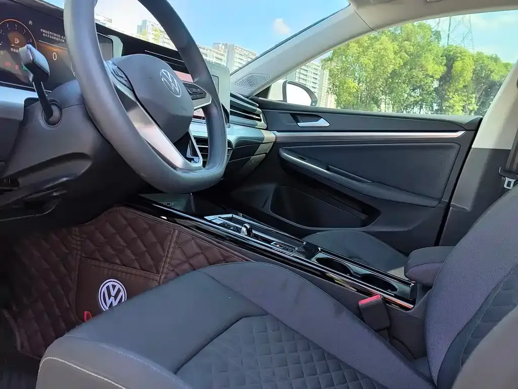 Volkswagen Lamando 2022 из CN, фото 10