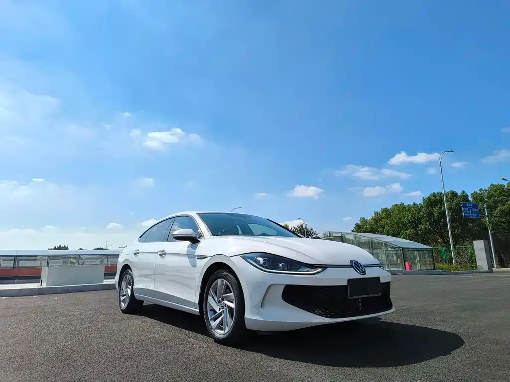 Volkswagen Lamando 2022 из CN, фото 2