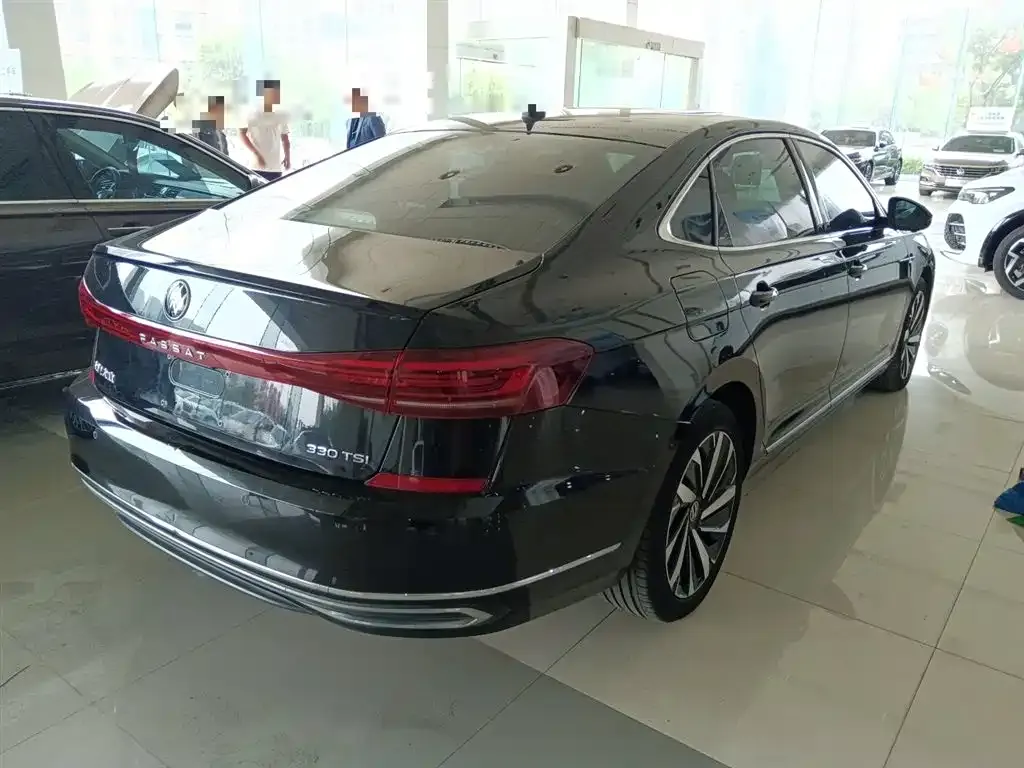 Volkswagen Passat 2022 из CN, фото 7