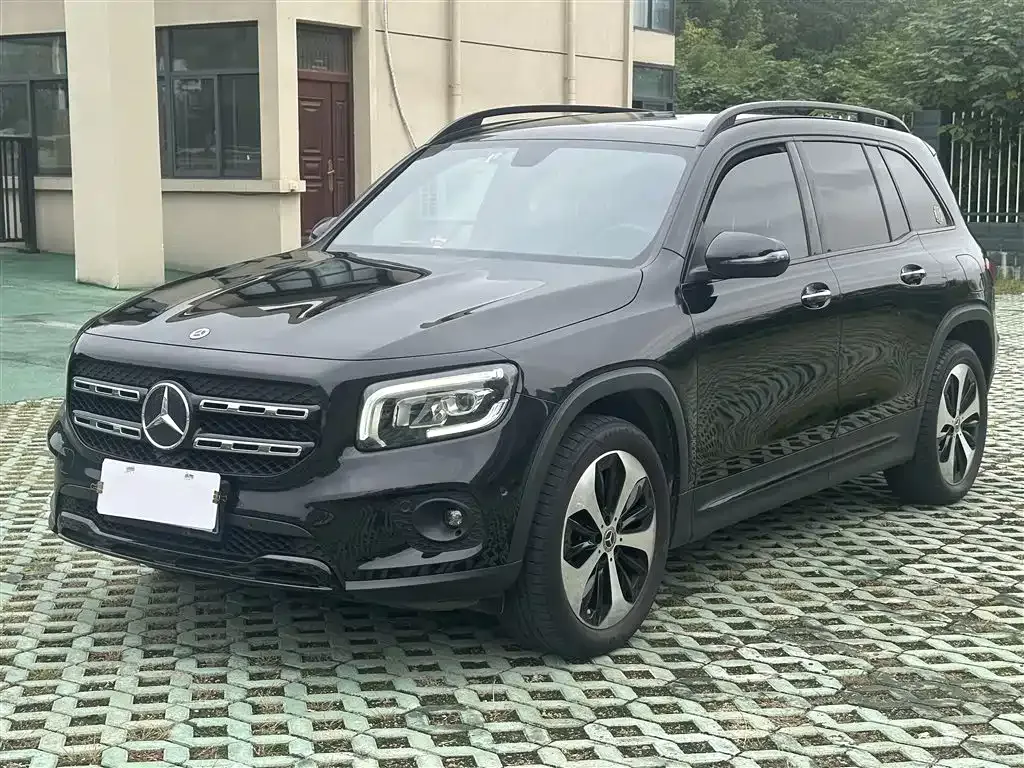 Mercedes-Benz GLB 2023 из CN, фото 2