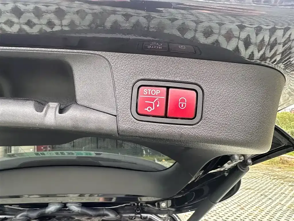 Mercedes-Benz GLB 2023 из CN, фото 8