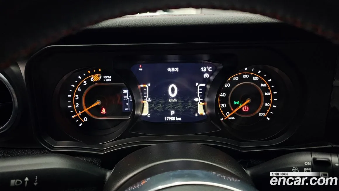 Jeep Wrangler 2023 из KR, фото 8