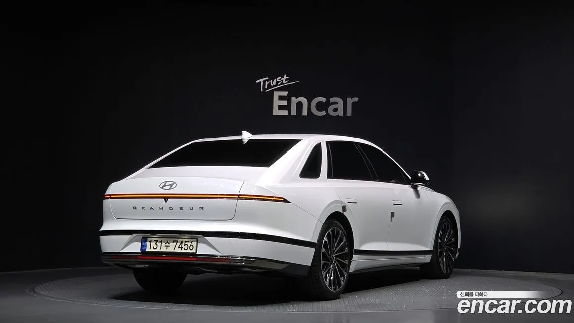 Hyundai Grandeur 2023 из KR, фото 2