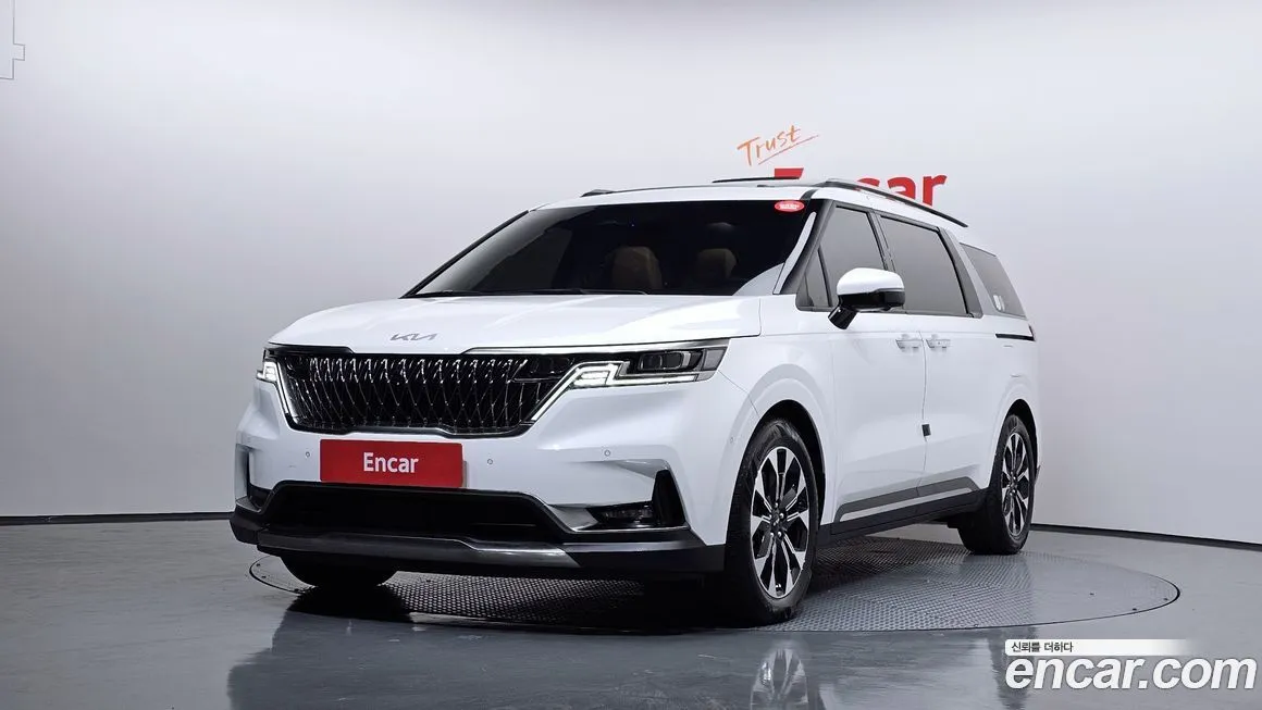Kia Carnival 2023 из KR, фото 1
