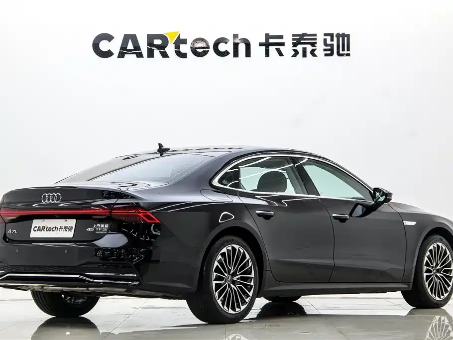 Audi A7L 2025 из CN, фото 4