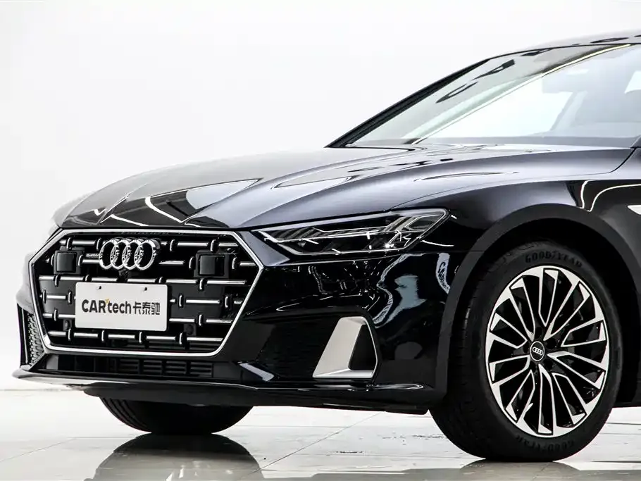 Audi A7L 2025 из CN, фото 7