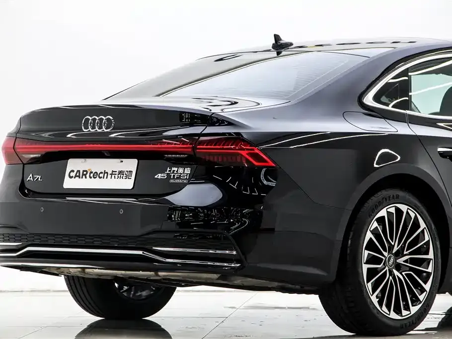 Audi A7L 2025 из CN, фото 8