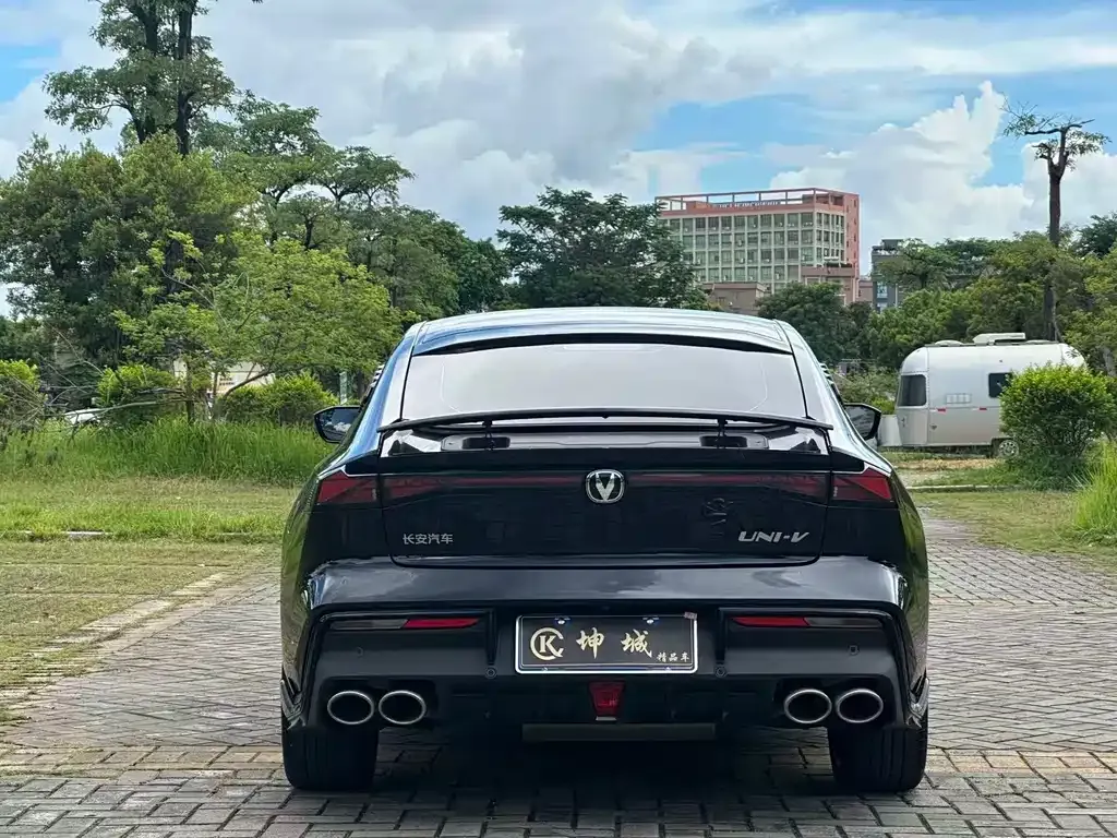 Changan UNI-V 2023 из CN, фото 5