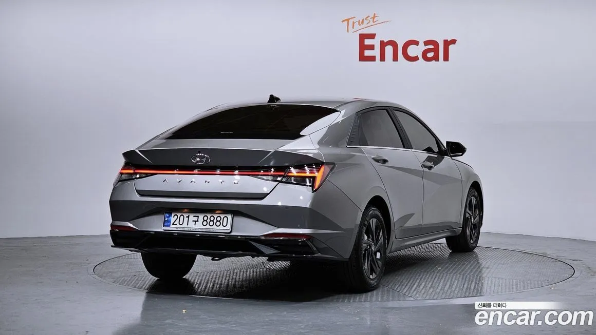 Hyundai AVANTE — фото 2