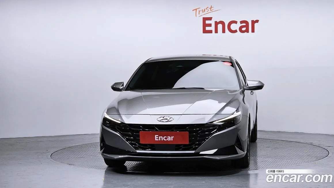 Hyundai AVANTE — фото 3