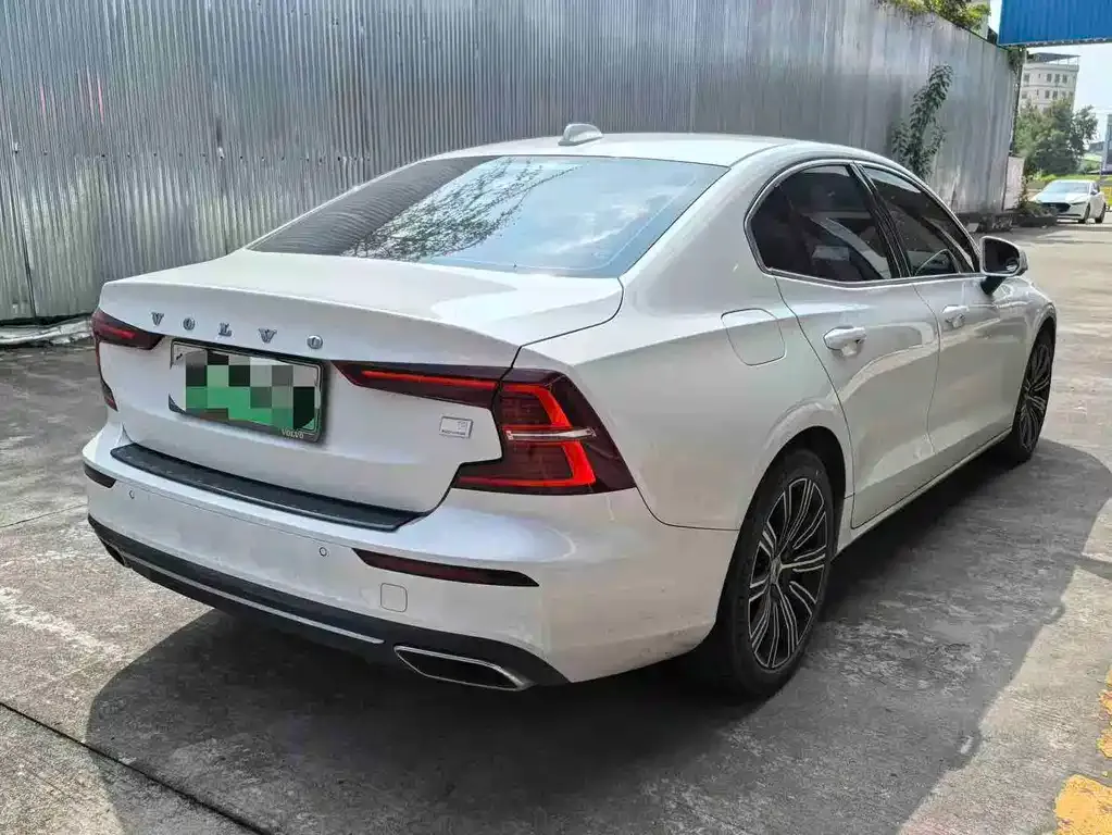 [object Object] S60 PHEV 2022 из CN, фото 6