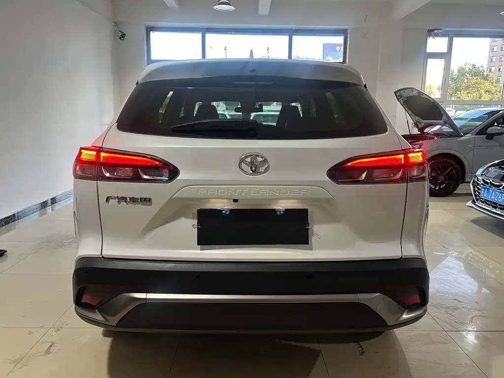 Toyota Frontlander 2022 из CN, фото 5