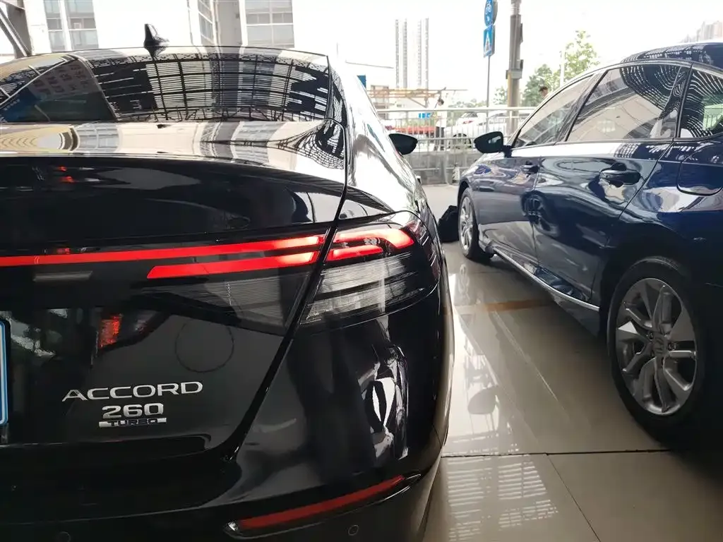 Honda Accord 2023 из CN, фото 10