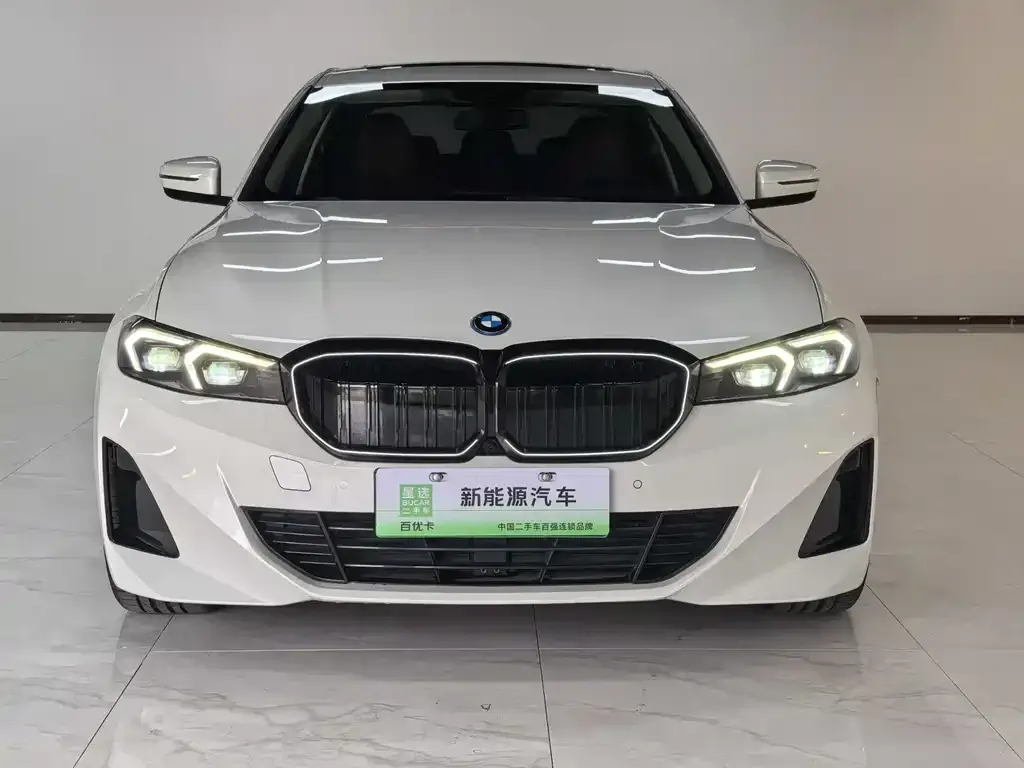 BMW i3 2024 из CN, фото 2