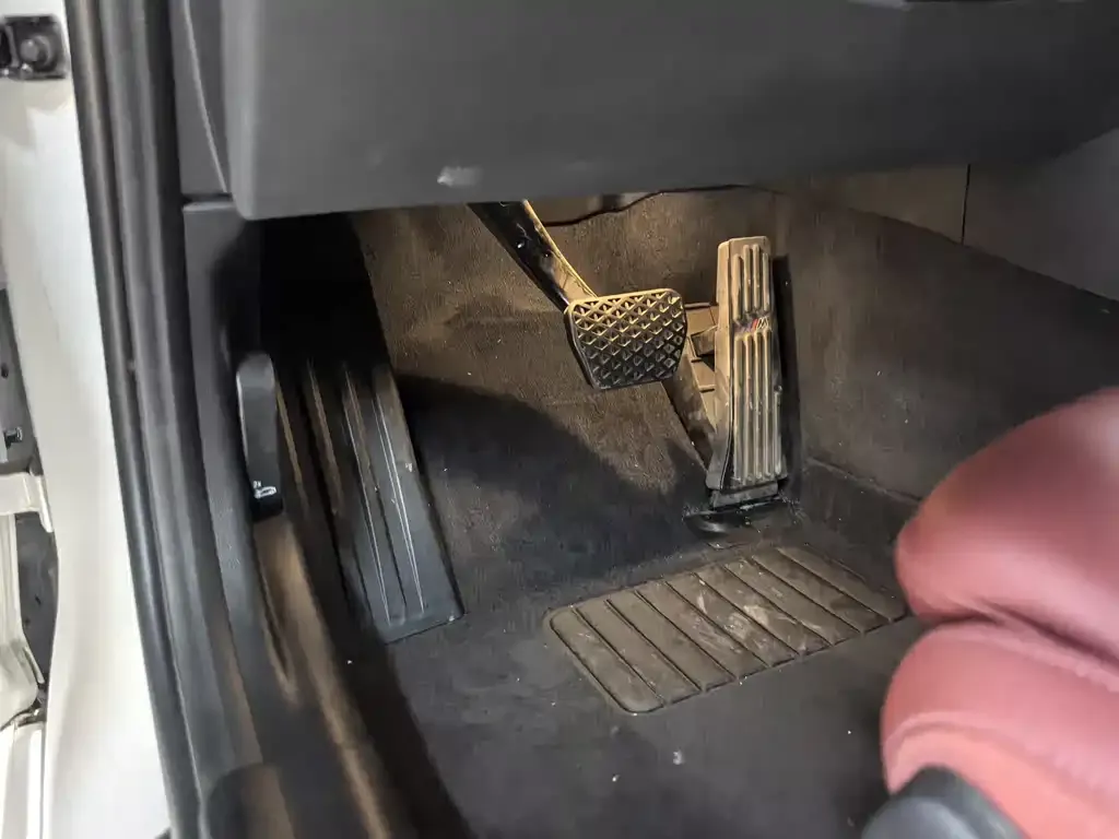 BMW i3 2024 из CN, фото 7