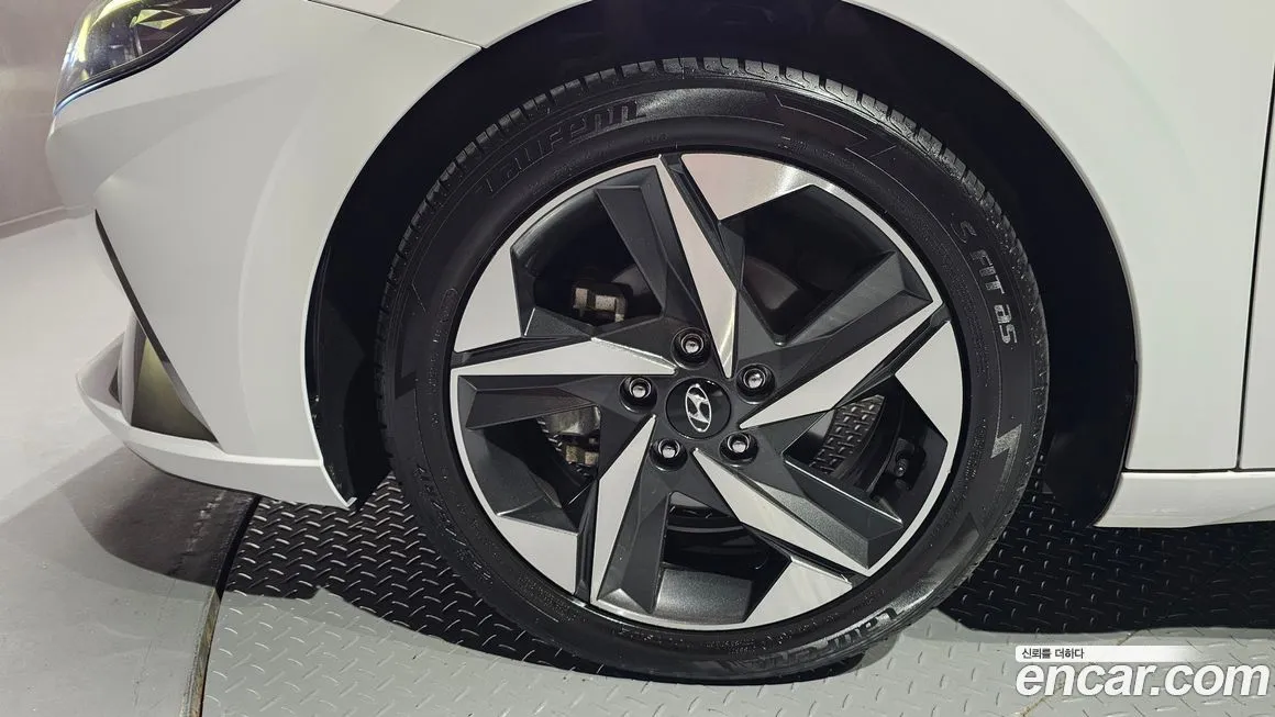 Hyundai AVANTE 2021 из KR, фото 5