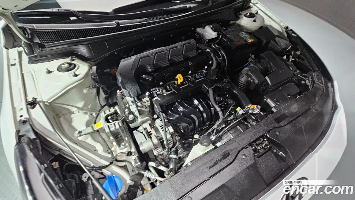 Hyundai AVANTE 2021 из KR, фото 6