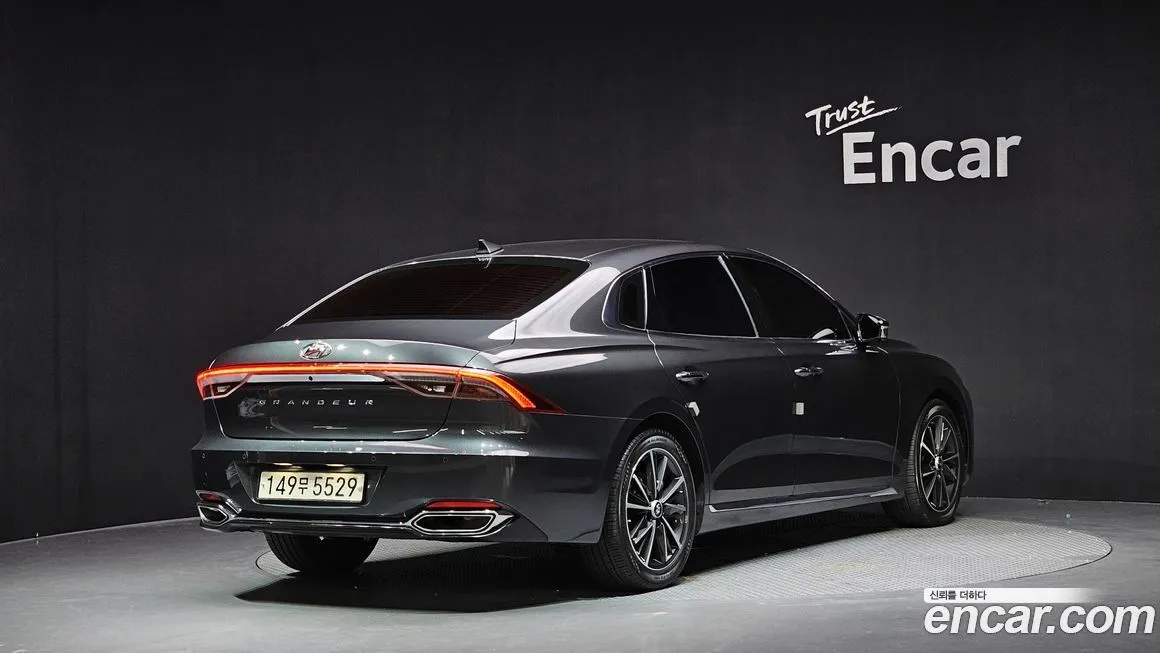 Hyundai Grandeur 2022 из KR, фото 2