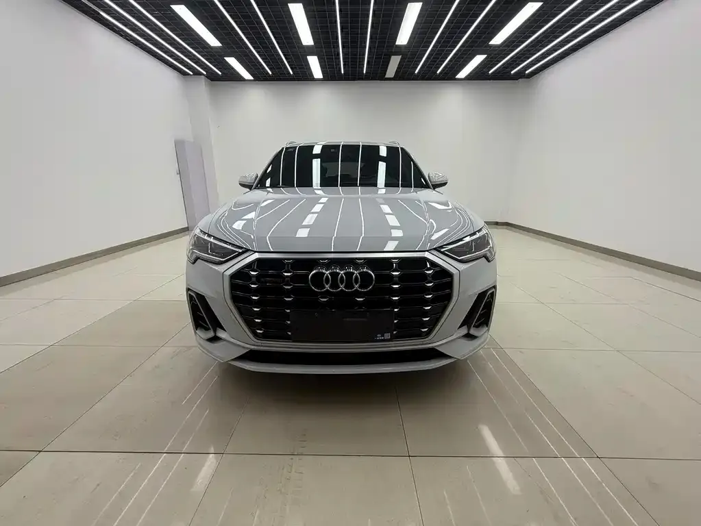 Audi Q3 2022 из CN, фото 2