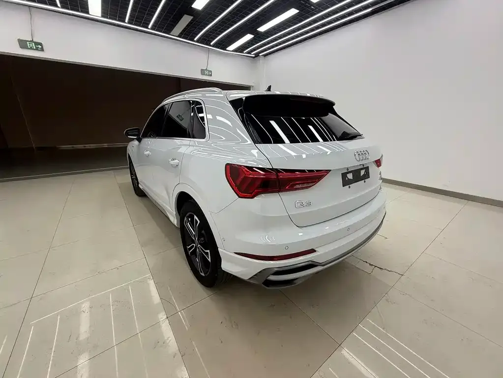 Audi Q3 2022 из CN, фото 4