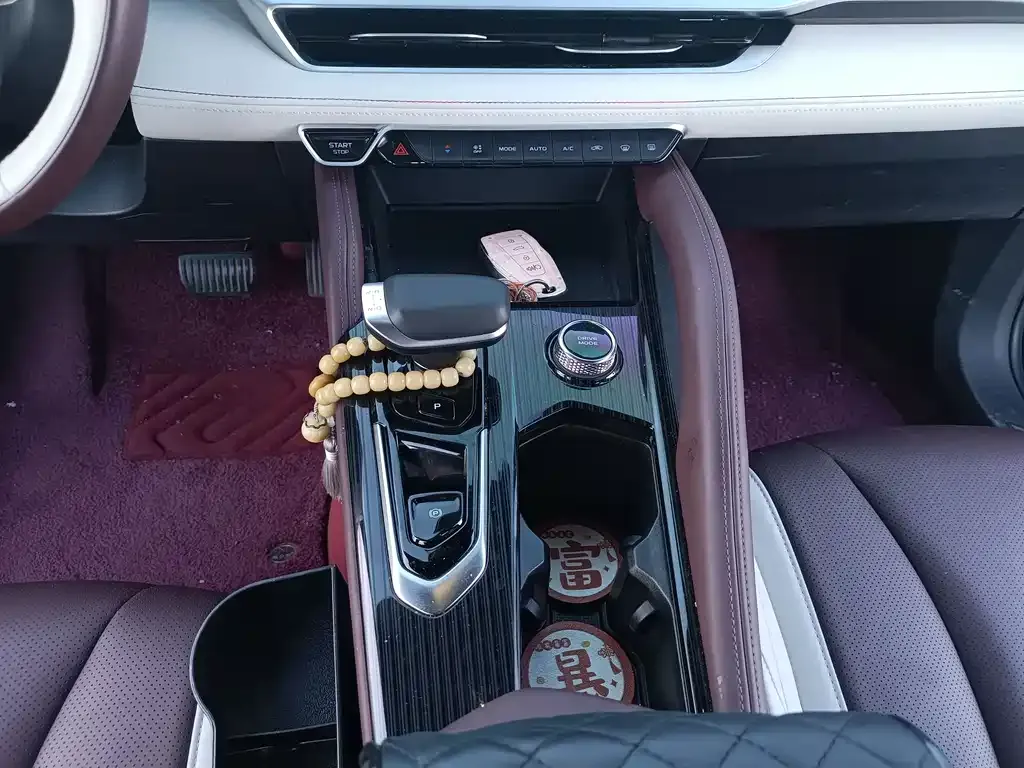 Geely Xingyue L 2023 из CN, фото 10