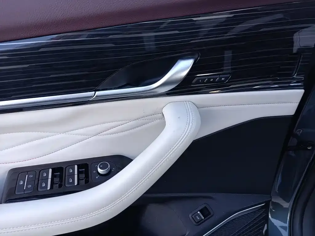 Geely Xingyue L 2023 из CN, фото 4