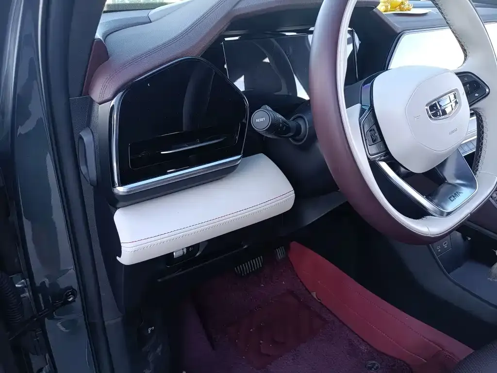 Geely Xingyue L 2023 из CN, фото 5