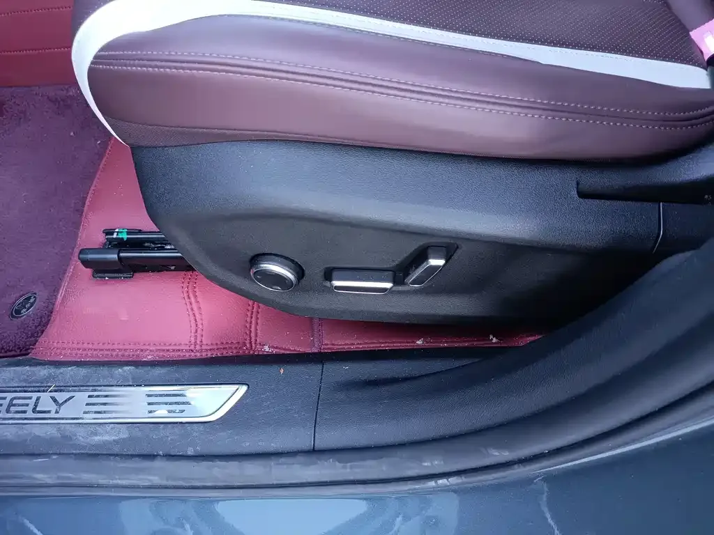 Geely Xingyue L 2023 из CN, фото 7